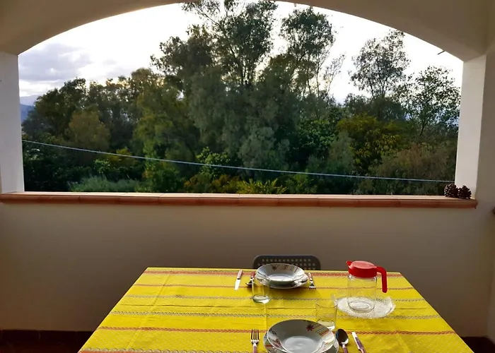 Borgo San Giorgio * 阿尔巴塔克斯